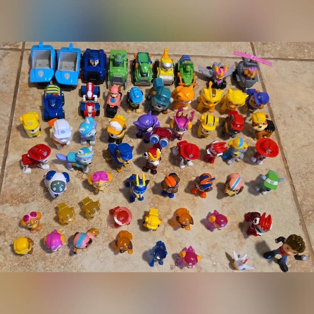 Paw Patrol Huge Lot Of +58 Figures
